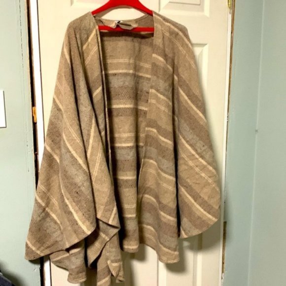 Brown Wool Blend Rauna Wrap - Picture 1 of 5